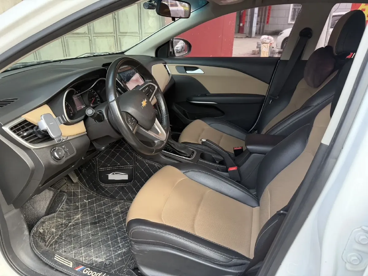 2021 Chevrolet Monza 1.5L 113HP L4 6AT,autocango,china used car exporter,china ev exporter,chinese used car exporter,chinese used ev exporter