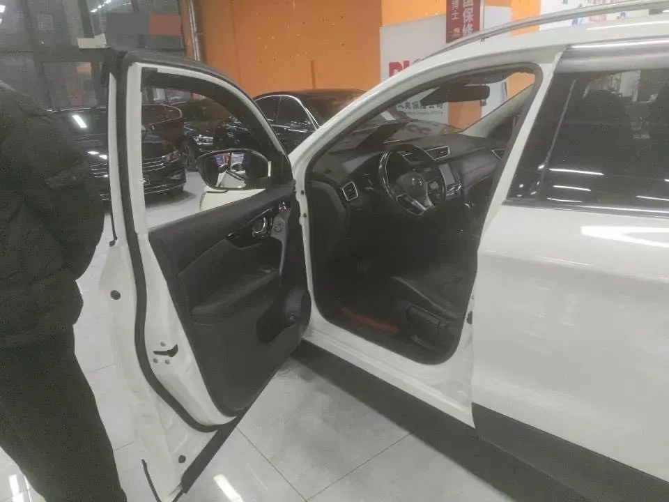 2021 Nissan Qashqai 2.0L 151HP L4 CVT,autocango,china used car exporter,china ev exporter,chinese used car exporter,chinese used ev exporter