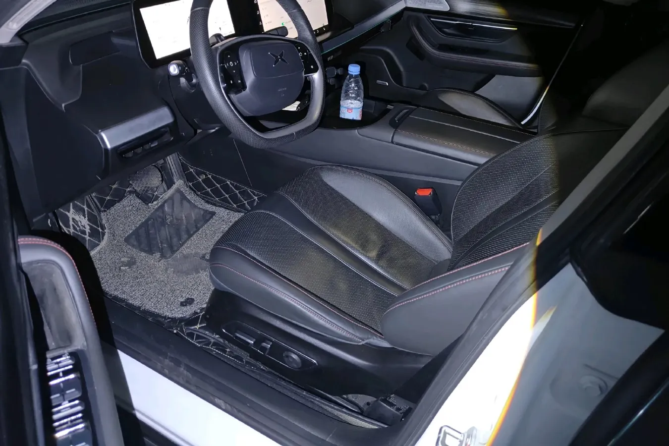 2020 Xpeng P7 BEV 70.8KWH,autocango,china used car exporter,china ev exporter,chinese used car exporter,chinese used ev exporter