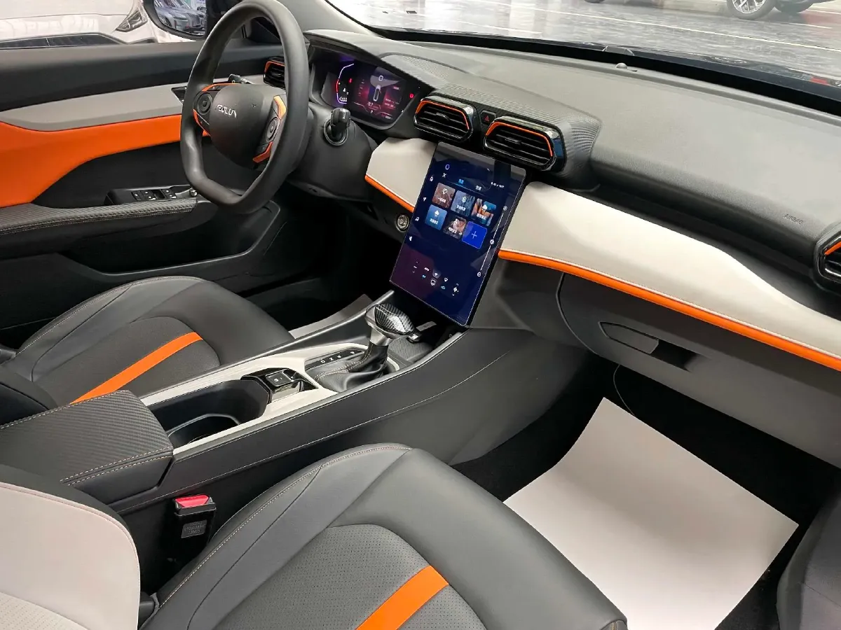 2023 DongFeng Aeolus YiXuan 1.5L 125HP L4 6DCT,autocango,china used car exporter,china ev exporter,chinese used car exporter,chinese used ev exporter