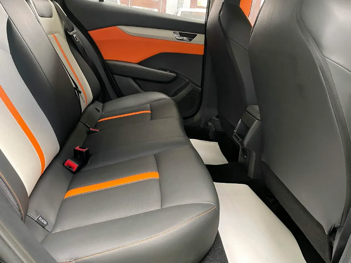 2023 DongFeng Aeolus YiXuan 1.5L 125HP L4 6DCT,autocango,china used car exporter,china ev exporter,chinese used car exporter,chinese used ev exporter