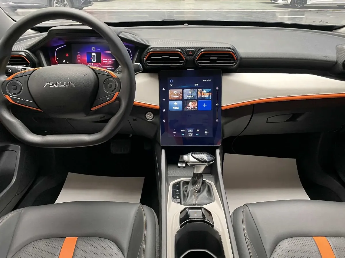 2023 DongFeng Aeolus YiXuan 1.5L 125HP L4 6DCT,autocango,china used car exporter,china ev exporter,chinese used car exporter,chinese used ev exporter