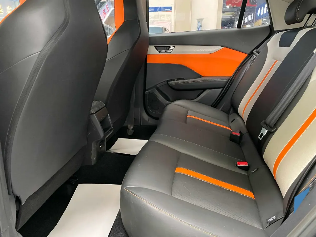 2023 DongFeng Aeolus YiXuan 1.5L 125HP L4 6DCT,autocango,china used car exporter,china ev exporter,chinese used car exporter,chinese used ev exporter