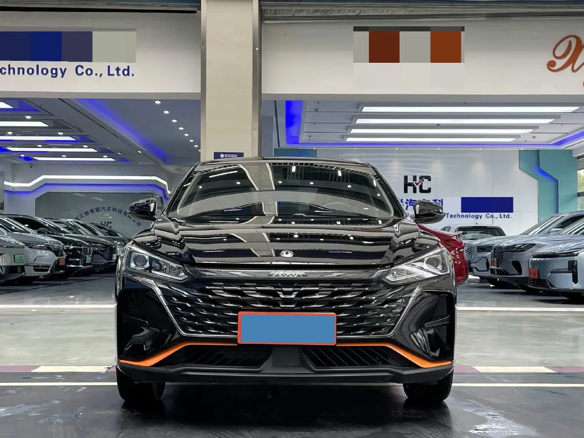 2023 DongFeng Aeolus YiXuan 1.5L 125HP L4 6DCT,autocango,china used car exporter,china ev exporter,chinese used car exporter,chinese used ev exporter