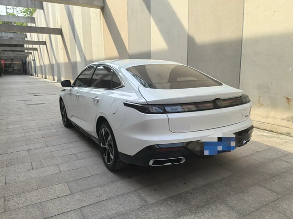 2026 ChangAn Eado 1.5T 192HP L4 7DCT,autocango,china used car exporter,china ev exporter,chinese used car exporter,chinese used ev exporter