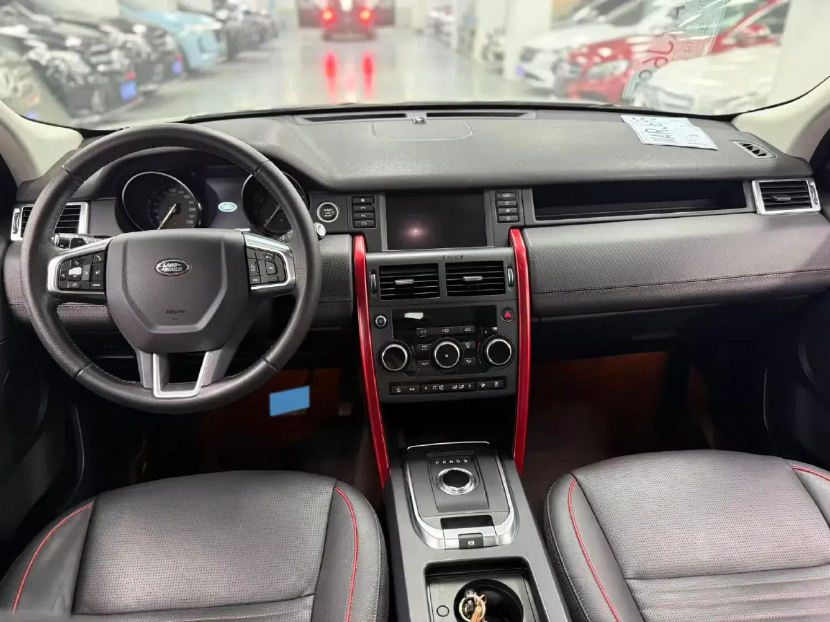 2019 Land Rover Discovery Sport 2.0T 241HP L4 9AT,autocango,china used car exporter,china ev exporter,chinese used car exporter,chinese used ev exporter