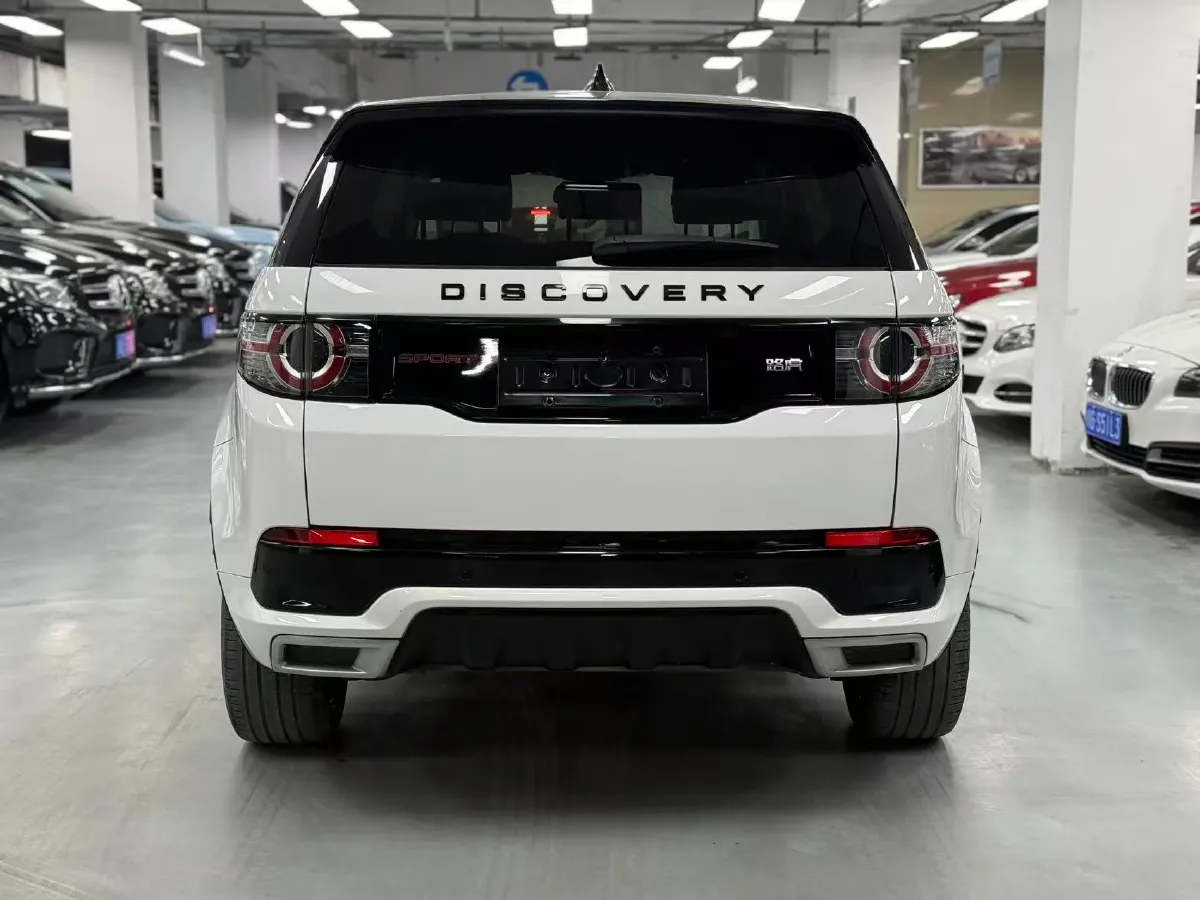 2019 Land Rover Discovery Sport 2.0T 241HP L4 9AT,autocango,china used car exporter,china ev exporter,chinese used car exporter,chinese used ev exporter
