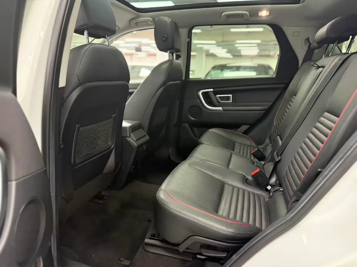 2019 Land Rover Discovery Sport 2.0T 241HP L4 9AT,autocango,china used car exporter,china ev exporter,chinese used car exporter,chinese used ev exporter