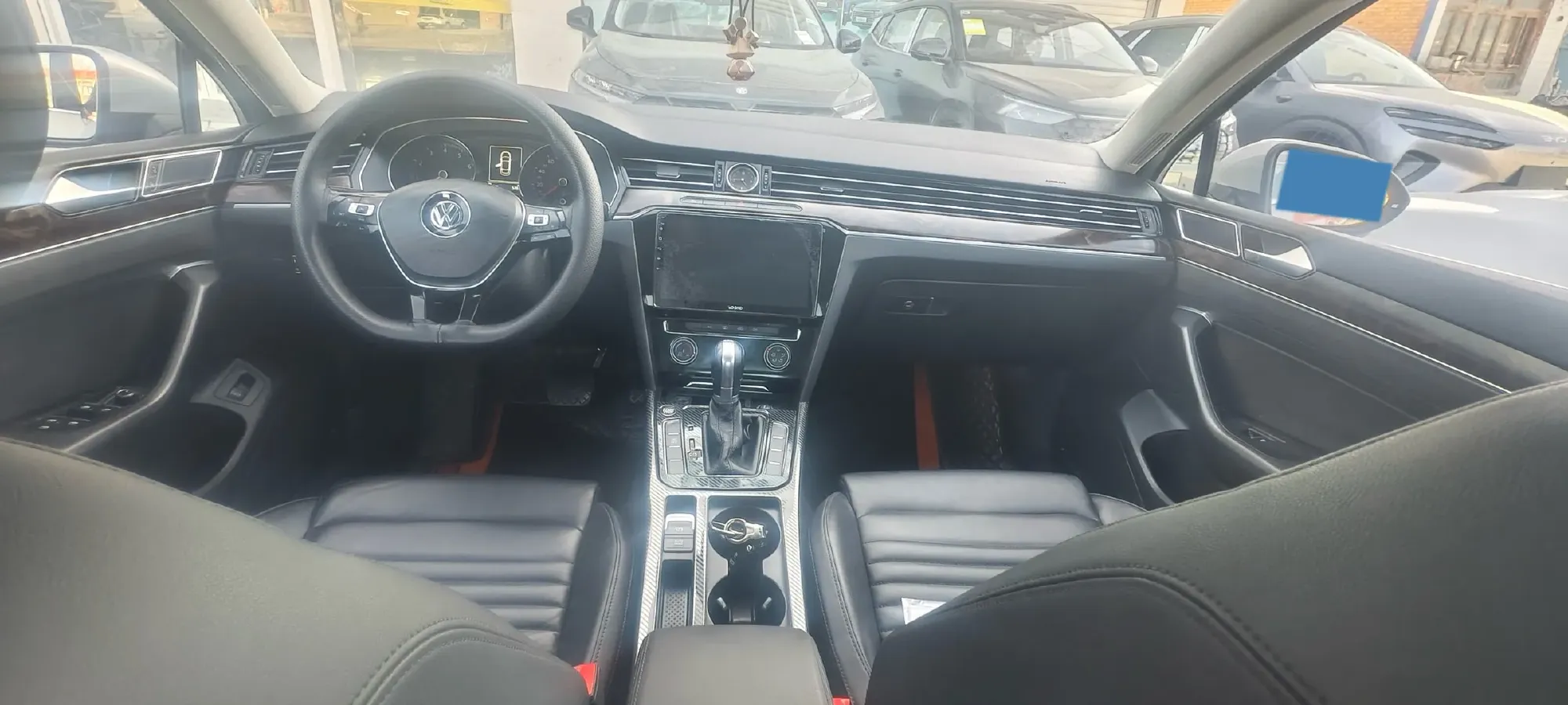 2018 Volkswagen Magotan 1.8T 180HP L4 7DCT,autocango,china used car exporter,china ev exporter,chinese used car exporter,chinese used ev exporter