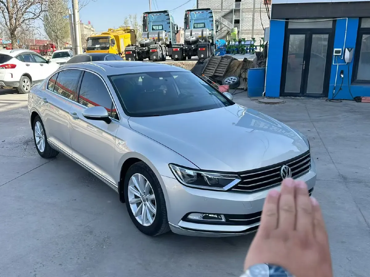 2018 Volkswagen Magotan 1.8T 180HP L4 7DCT,autocango,china used car exporter,china ev exporter,chinese used car exporter,chinese used ev exporter
