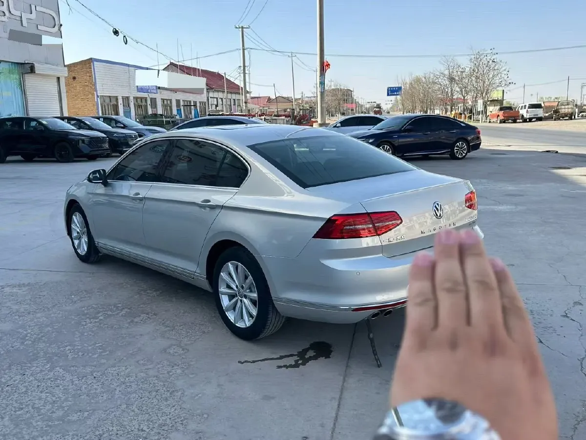 2018 Volkswagen Magotan 1.8T 180HP L4 7DCT,autocango,china used car exporter,china ev exporter,chinese used car exporter,chinese used ev exporter