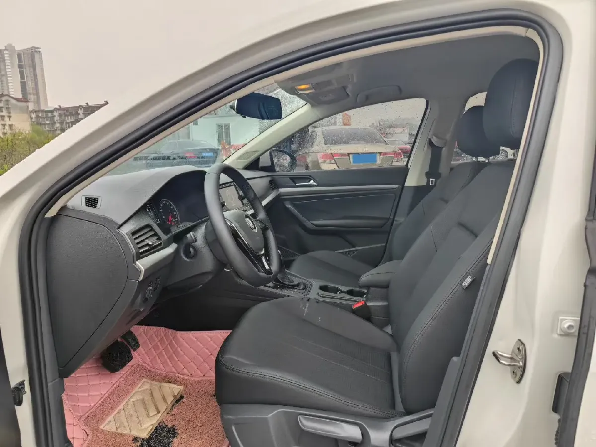 2021 Volkswagen Lavida 1.5L 113HP L4 6AT,autocango,china used car exporter,china ev exporter,chinese used car exporter,chinese used ev exporter