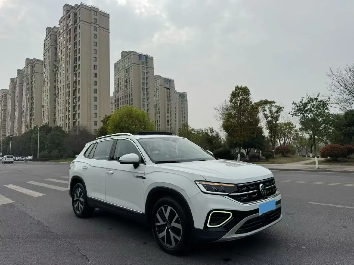 2023 Volkswagen Tayron 2.0T 186HP L4 7DCT,autocango,china used car exporter,china ev exporter,chinese used car exporter,chinese used ev exporter