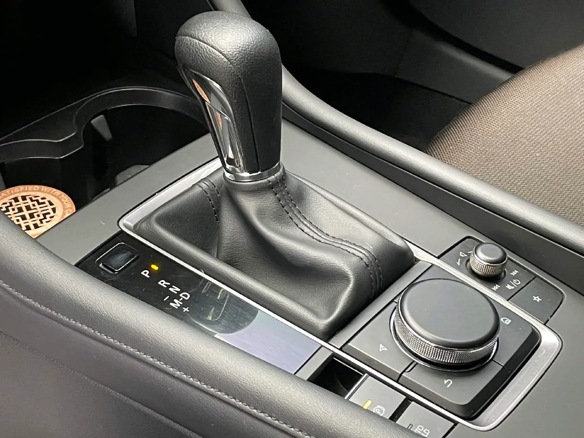 2023 Mazda 3 Axela 2.0L 158HP L4 6AT,autocango,china used car exporter,china ev exporter,chinese used car exporter,chinese used ev exporter