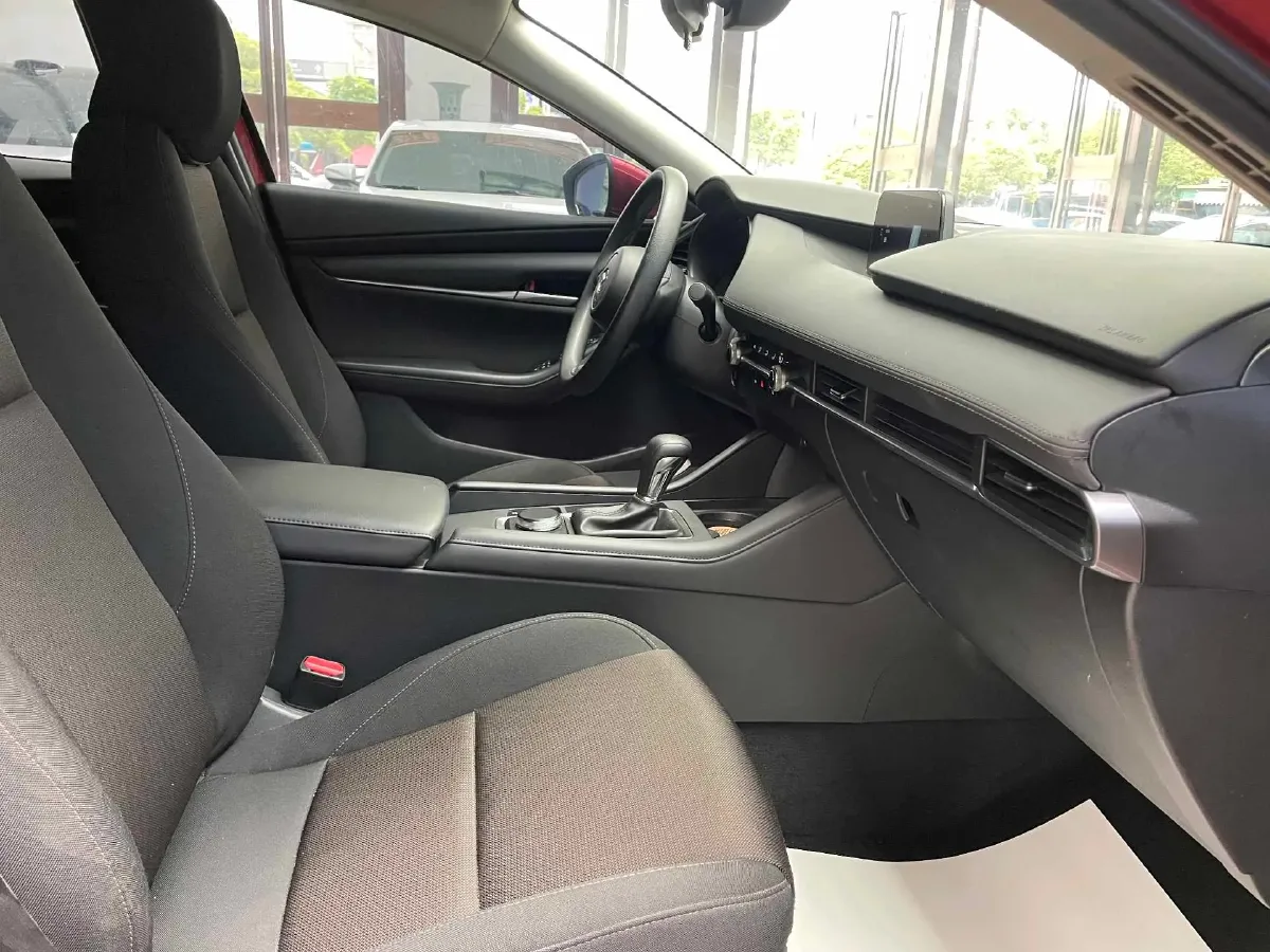 2023 Mazda 3 Axela 2.0L 158HP L4 6AT,autocango,china used car exporter,china ev exporter,chinese used car exporter,chinese used ev exporter