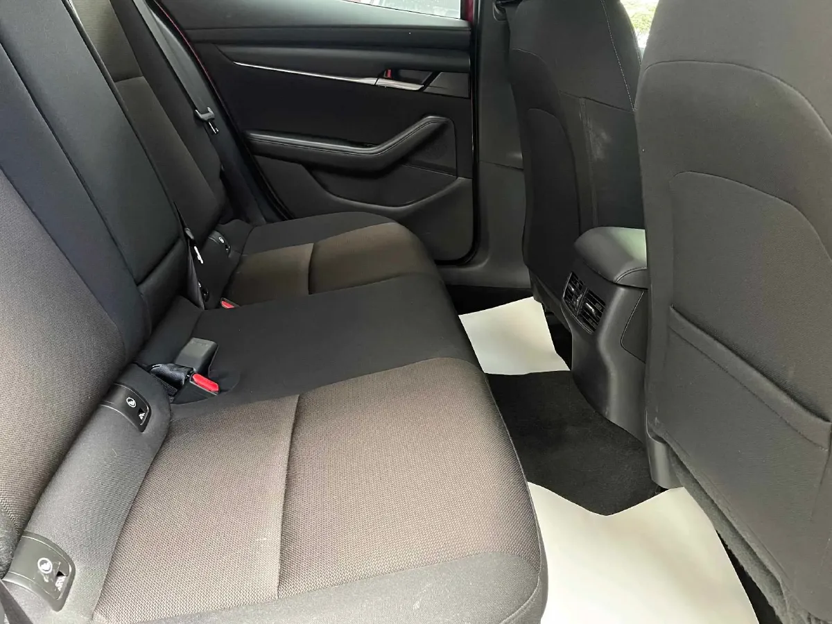 2023 Mazda 3 Axela 2.0L 158HP L4 6AT,autocango,china used car exporter,china ev exporter,chinese used car exporter,chinese used ev exporter