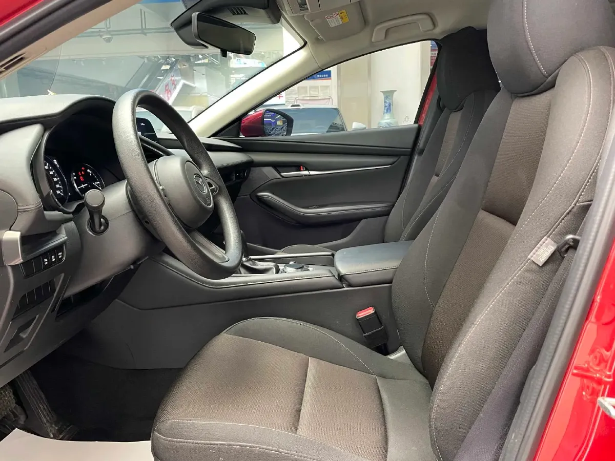 2023 Mazda 3 Axela 2.0L 158HP L4 6AT,autocango,china used car exporter,china ev exporter,chinese used car exporter,chinese used ev exporter