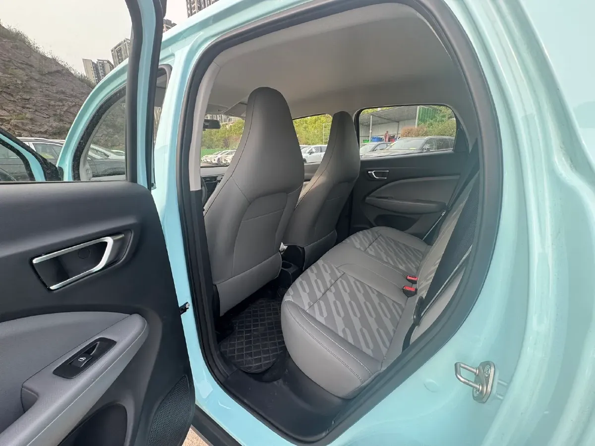 2025 Leapmotor T03 BEV 41.3KWH,autocango,china used car exporter,china ev exporter,chinese used car exporter,chinese used ev exporter