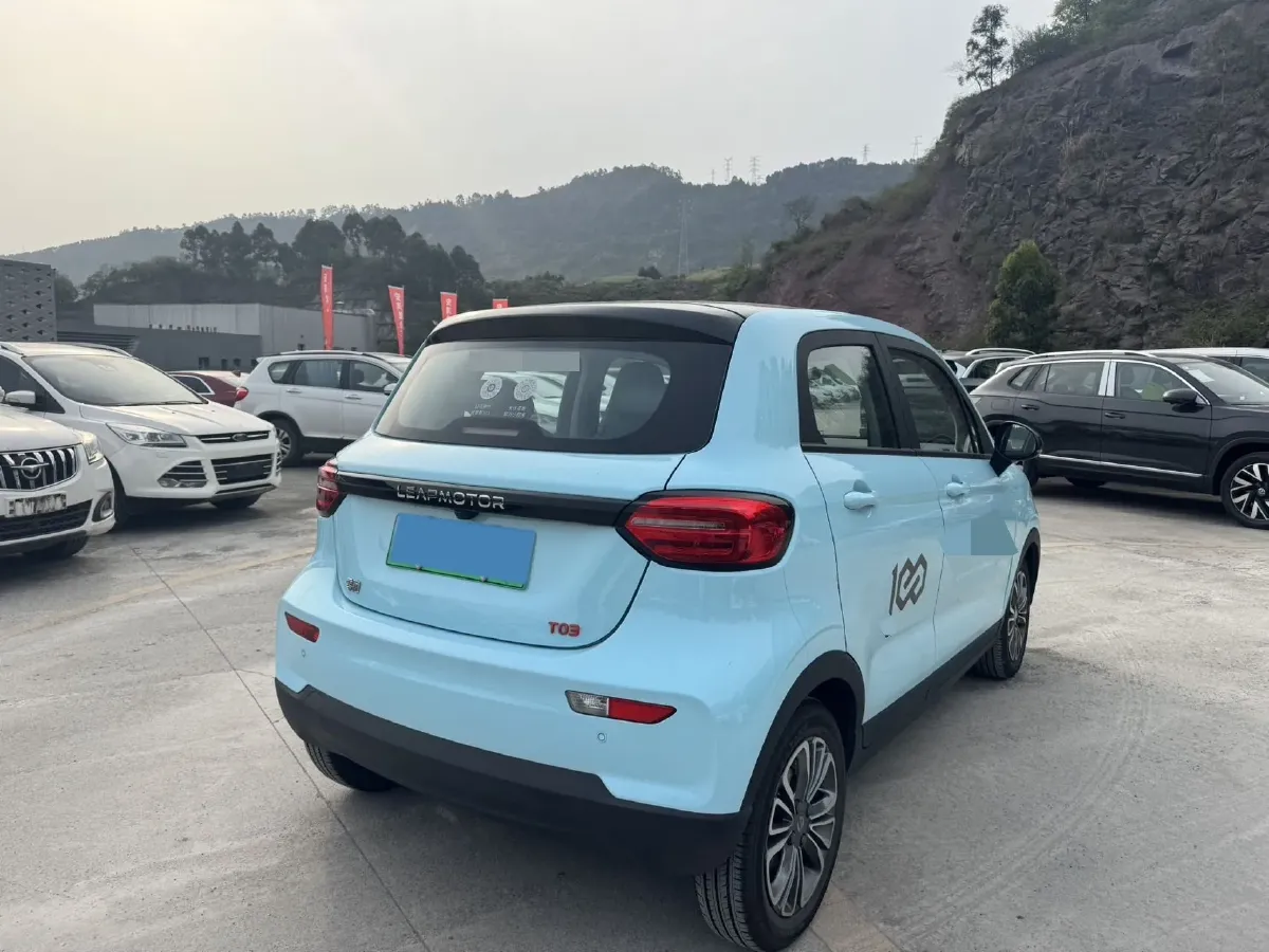 2025 Leapmotor T03 BEV 41.3KWH,autocango,china used car exporter,china ev exporter,chinese used car exporter,chinese used ev exporter