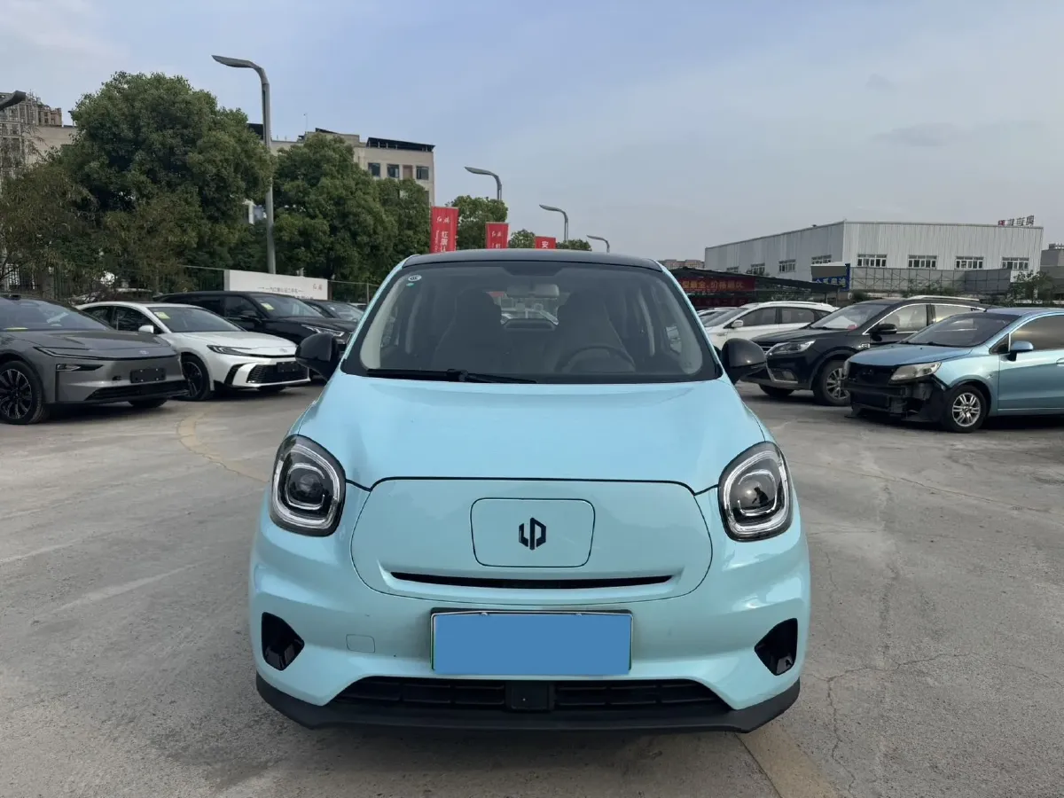2025 Leapmotor T03 BEV 41.3KWH,autocango,china used car exporter,china ev exporter,chinese used car exporter,chinese used ev exporter