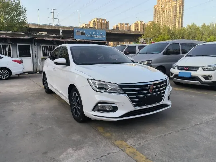 2020 Roewe i5 1.5L 120HP L4 CVT,autocango,china used car exporter,china ev exporter,chinese used car exporter,chinese used ev exporter