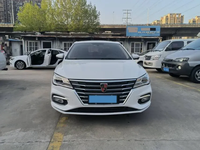 2020 Roewe i5 1.5L 120HP L4 CVT,autocango,china used car exporter,china ev exporter,chinese used car exporter,chinese used ev exporter