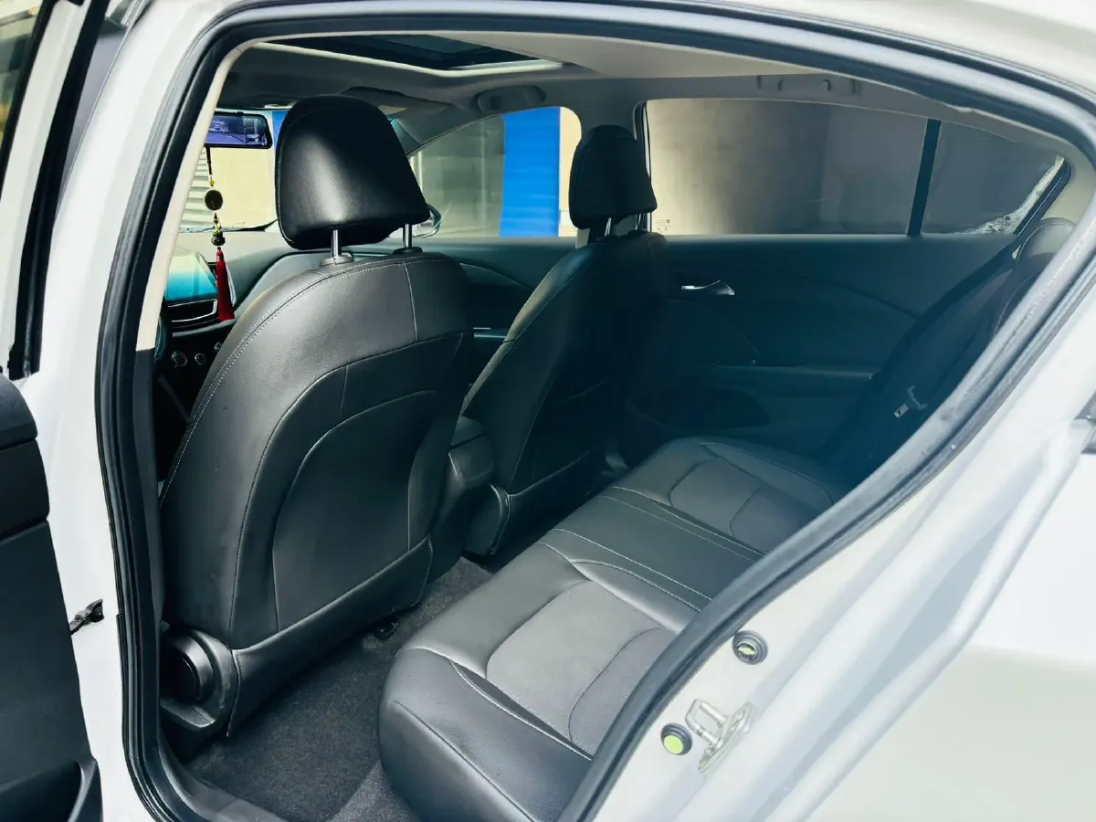 2019 Chevrolet Cavalier 1.5L 113HP L4 6AT,autocango,china used car exporter,china ev exporter,chinese used car exporter,chinese used ev exporter