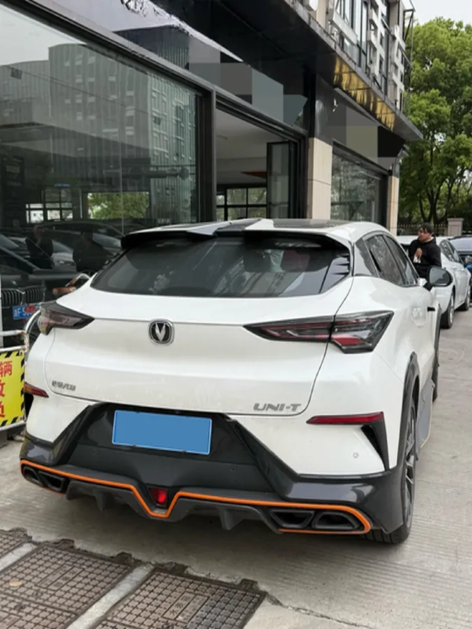 2022 ChangAn UNI-T 1.5T 188HP L4 7DCT,autocango,china used car exporter,china ev exporter,chinese used car exporter,chinese used ev exporter