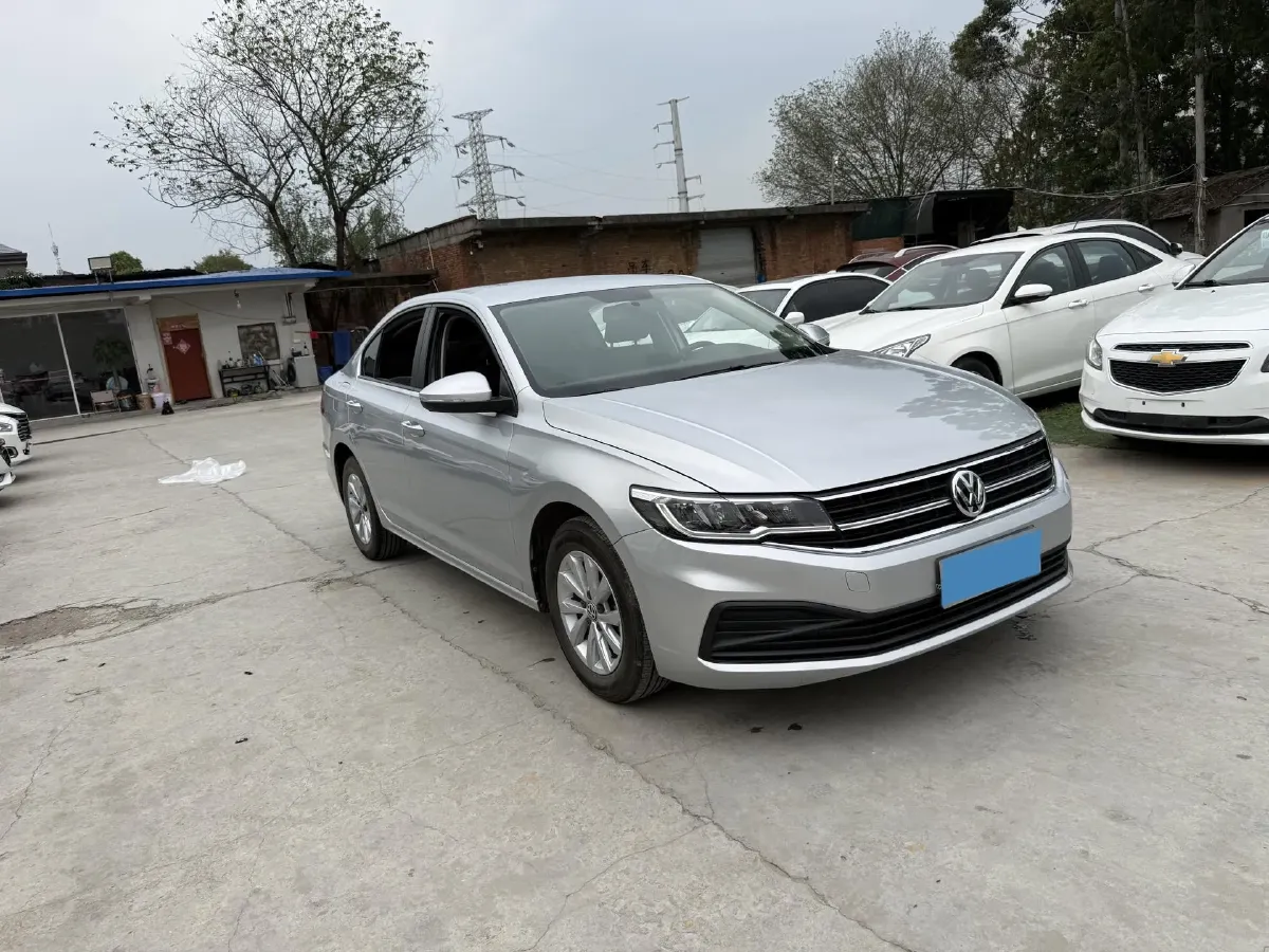 2019 MAXUS XinTu V80 2.5T 136HP L4 6MT,autocango,china used car exporter,china ev exporter,chinese used car exporter,chinese used ev exporter