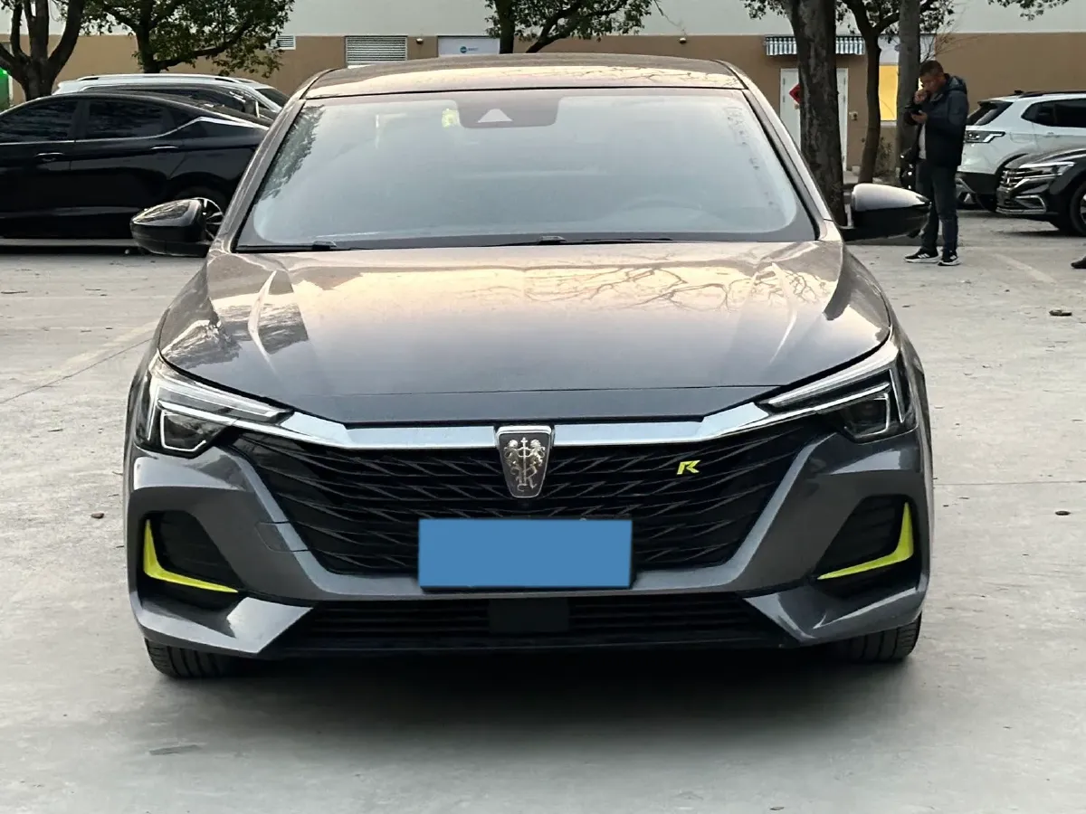 2020 Roewe i6 MAX 1.5T 169HP L4 AMT PHEV,autocango,china used car exporter,china ev exporter,chinese used car exporter,chinese used ev exporter