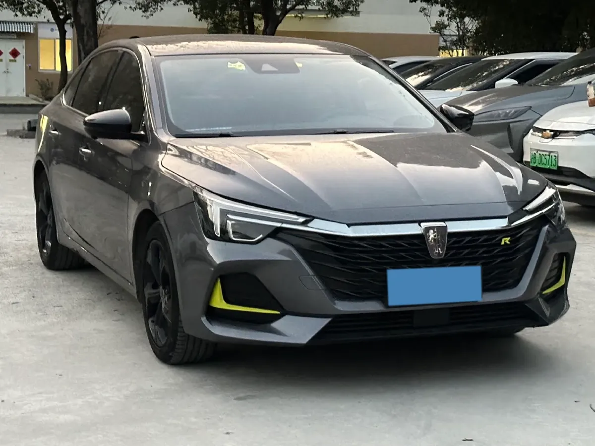 2020 Roewe i6 MAX 1.5T 169HP L4 AMT PHEV,autocango,china used car exporter,china ev exporter,chinese used car exporter,chinese used ev exporter