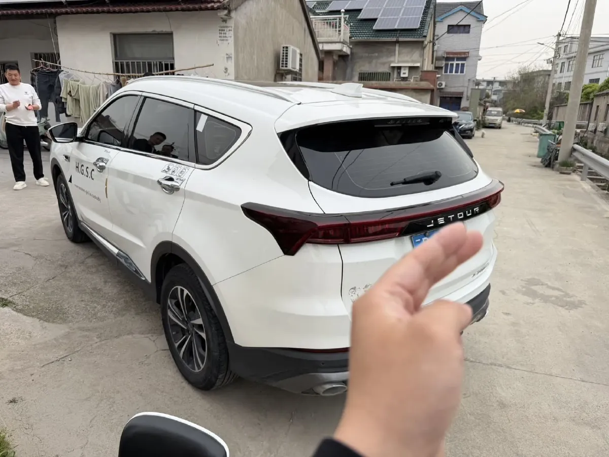 2021 Jetour X70 Plus 1.5T 156HP L4 6MT,autocango,china used car exporter,china ev exporter,chinese used car exporter,chinese used ev exporter