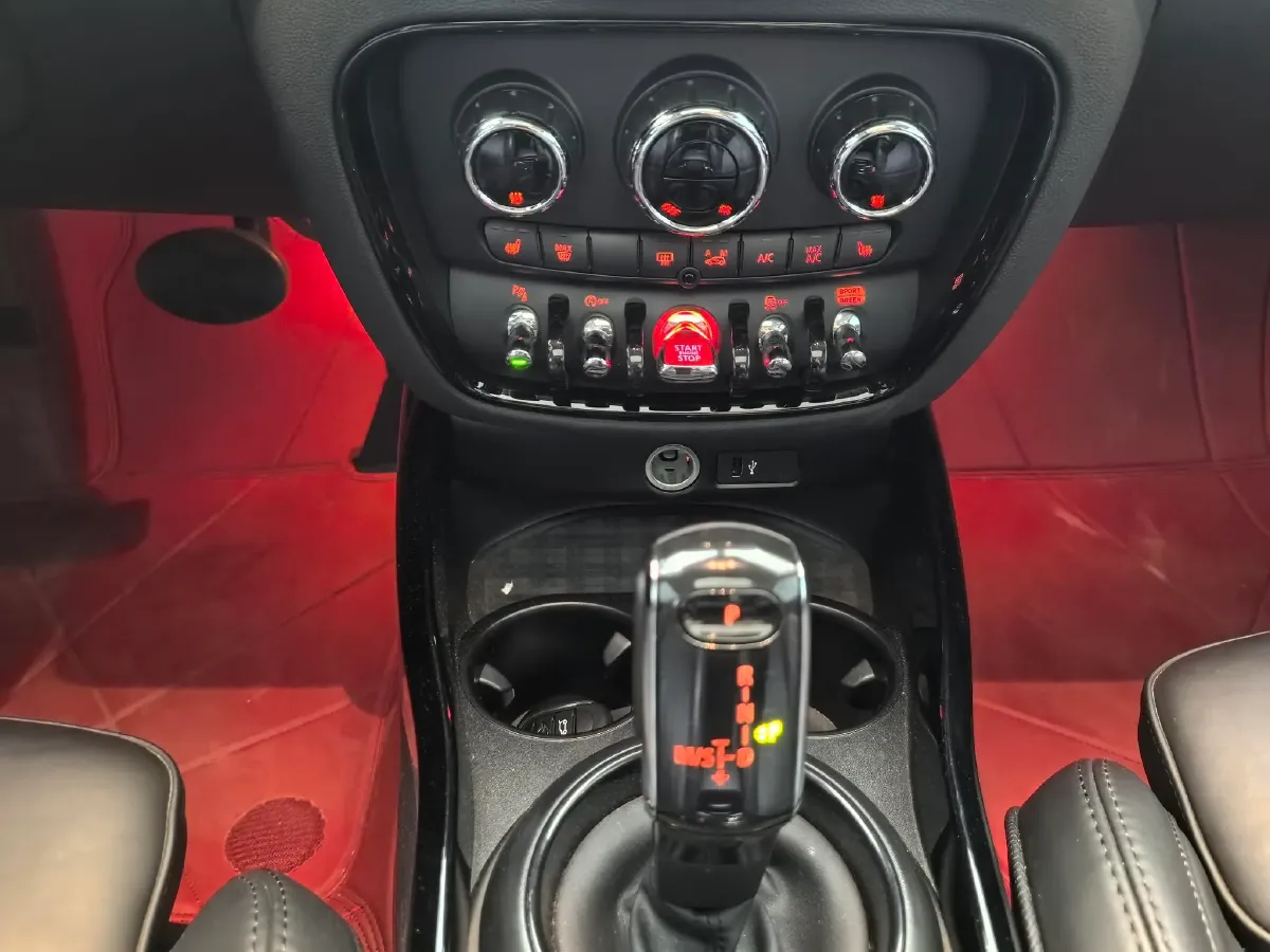 2023 MINI CLUBMAN 1.5T 136HP L3 7DCT,autocango,china used car exporter,china ev exporter,chinese used car exporter,chinese used ev exporter