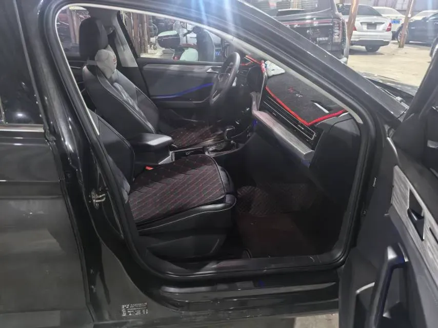 2025 Volkswagen Sagitar 1.5T 160HP L4 7DCT,autocango,china used car exporter,china ev exporter,chinese used car exporter,chinese used ev exporter