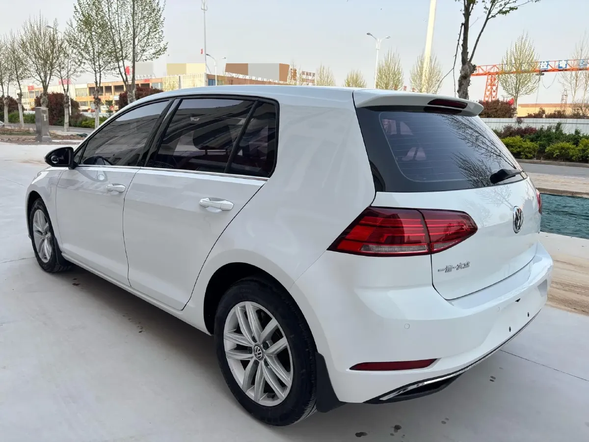 2018 Volkswagen Golf 1.6L 110HP L4 6AT,autocango,china used car exporter,china ev exporter,chinese used car exporter,chinese used ev exporter