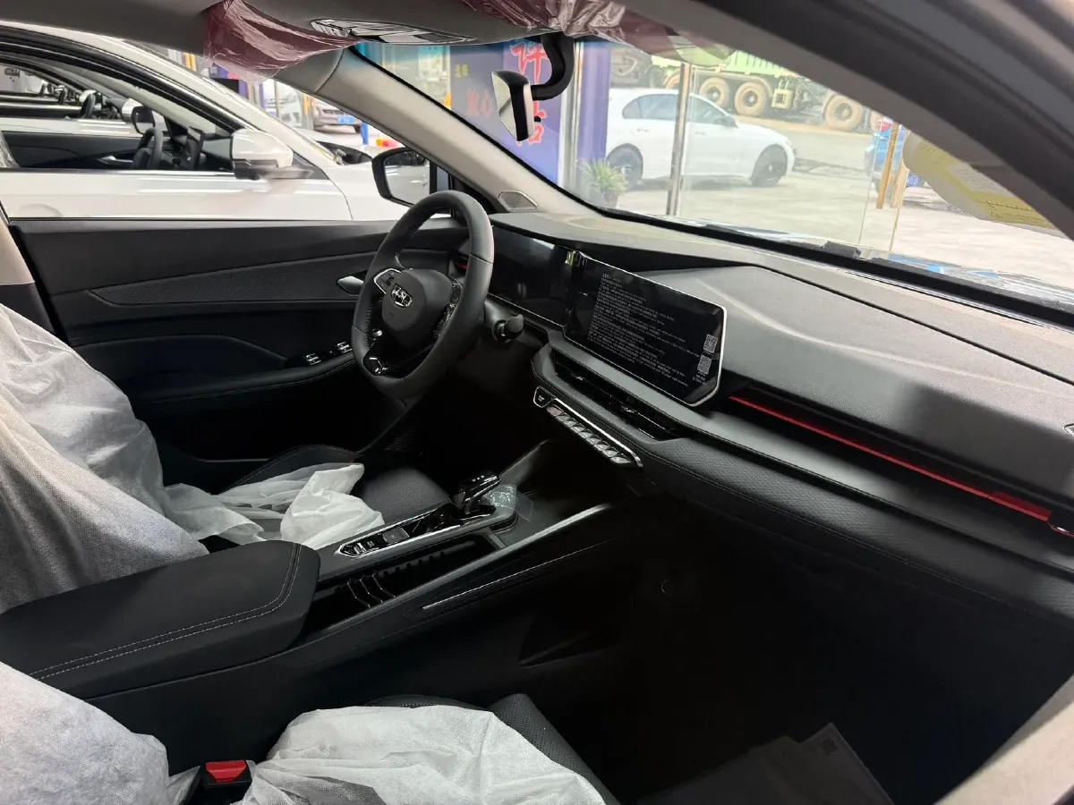 2024 Geely Binray 1.5T 181HP L4 7DCT,autocango,china used car exporter,china ev exporter,chinese used car exporter,chinese used ev exporter