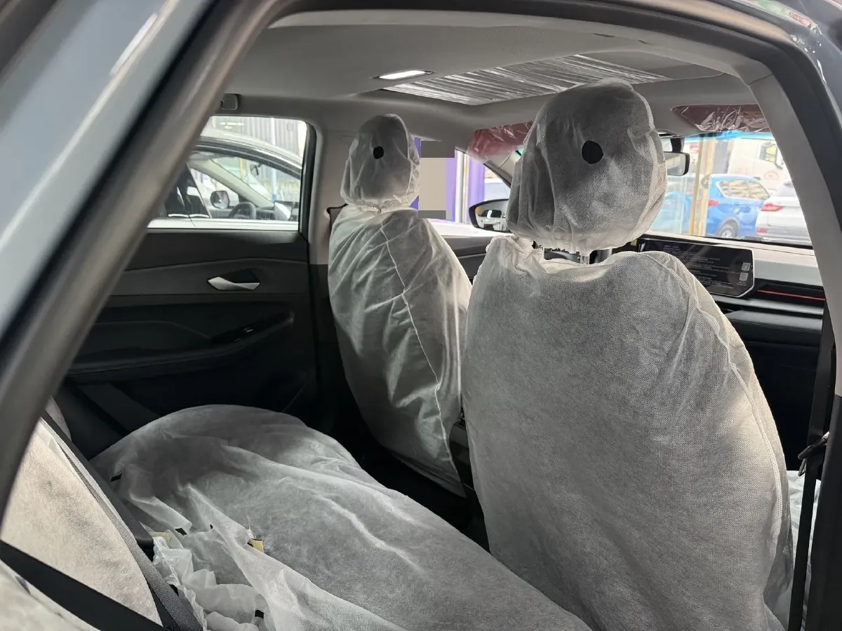 2024 Geely Binray 1.5T 181HP L4 7DCT,autocango,china used car exporter,china ev exporter,chinese used car exporter,chinese used ev exporter