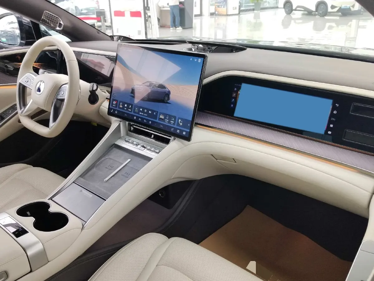 2024 Denza DenzaZ9 2.0T 207HP L4 E-CVT PHEV 38.5KWH,autocango,china used car exporter,china ev exporter,chinese used car exporter,chinese used ev exporter