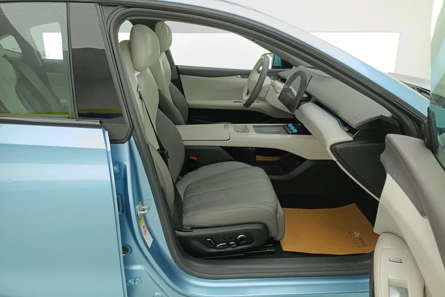 2024 Deepal L07 1.5L 98HP L4 REEV 28.39KWH,autocango,china used car exporter,china ev exporter,chinese used car exporter,chinese used ev exporter