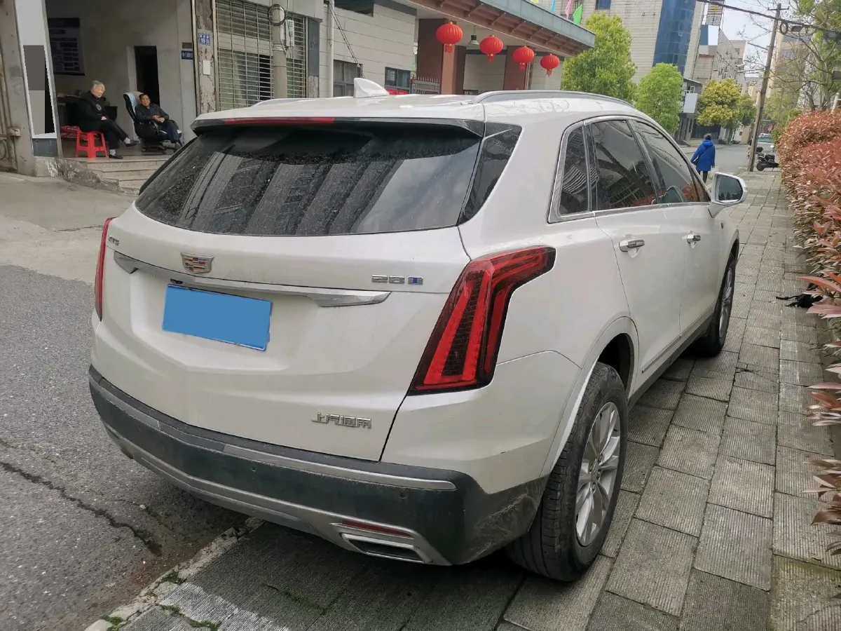 2022 Cadillac XT5 2.0T 237HP L4 9AT,autocango,china used car exporter,china ev exporter,chinese used car exporter,chinese used ev exporter