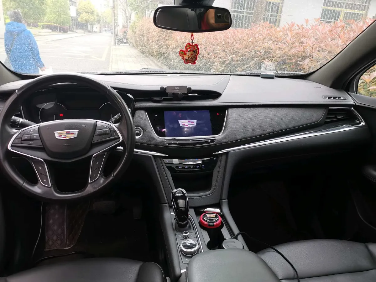 2022 Cadillac XT5 2.0T 237HP L4 9AT,autocango,china used car exporter,china ev exporter,chinese used car exporter,chinese used ev exporter