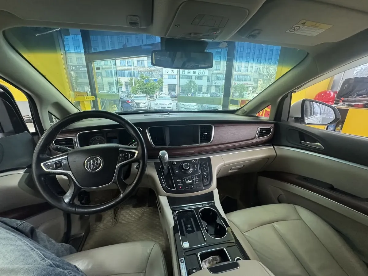 2018 Buick GL8 2.0T 260HP L4 6AT,autocango,china used car exporter,china ev exporter,chinese used car exporter,chinese used ev exporter