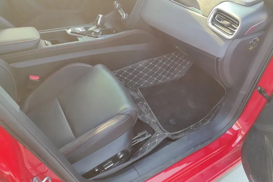 2019 LYNK&CO 01 2.0T 190HP L4 6AT,autocango,china used car exporter,china ev exporter,chinese used car exporter,chinese used ev exporter