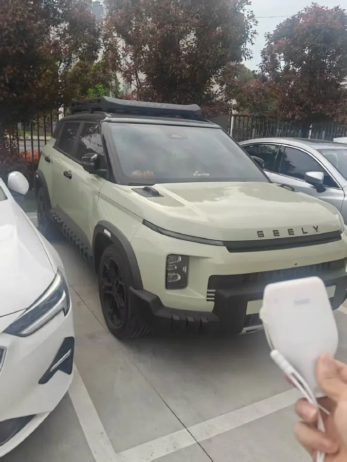 2025 Geely Cowboy 1.5T 181HP L4 7DCT,autocango,china used car exporter,china ev exporter,chinese used car exporter,chinese used ev exporter