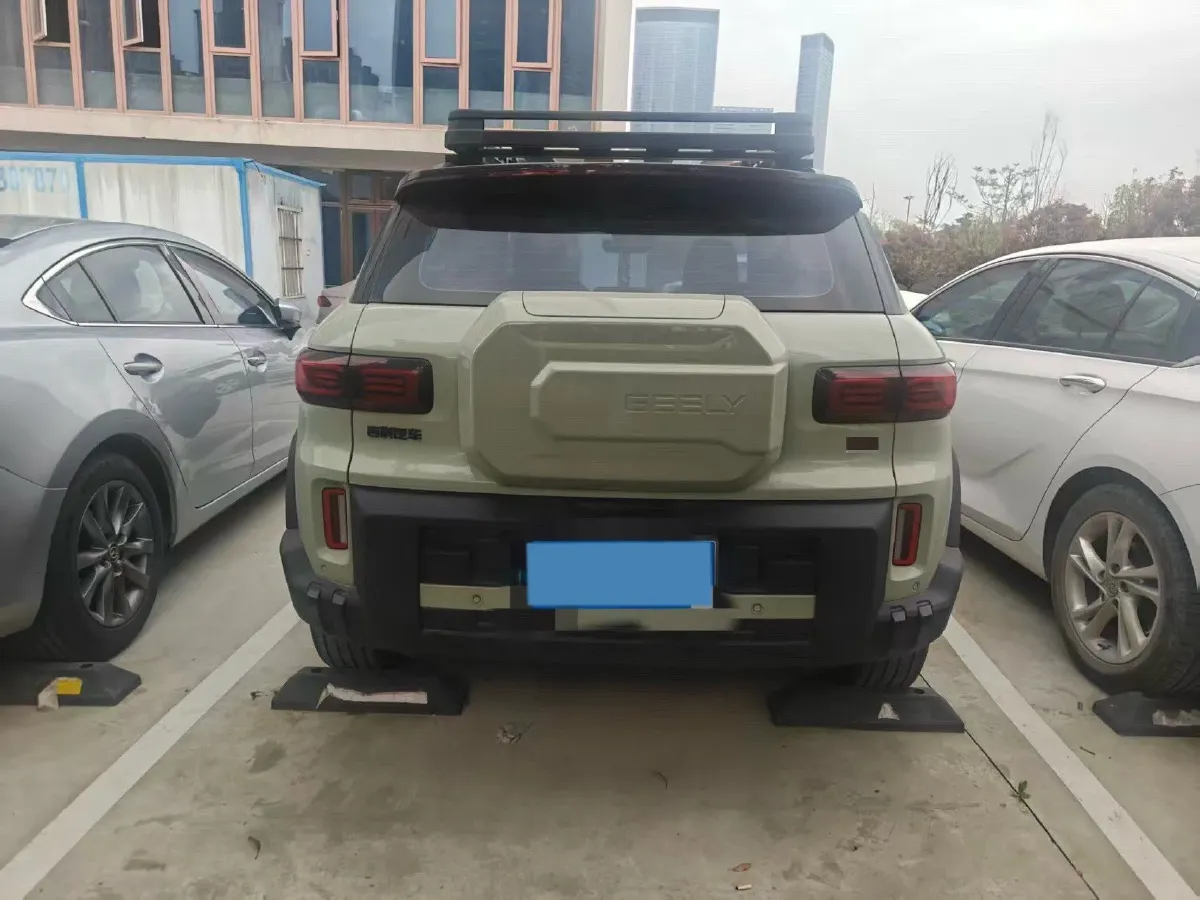 2025 Geely Cowboy 1.5T 181HP L4 7DCT,autocango,china used car exporter,china ev exporter,chinese used car exporter,chinese used ev exporter