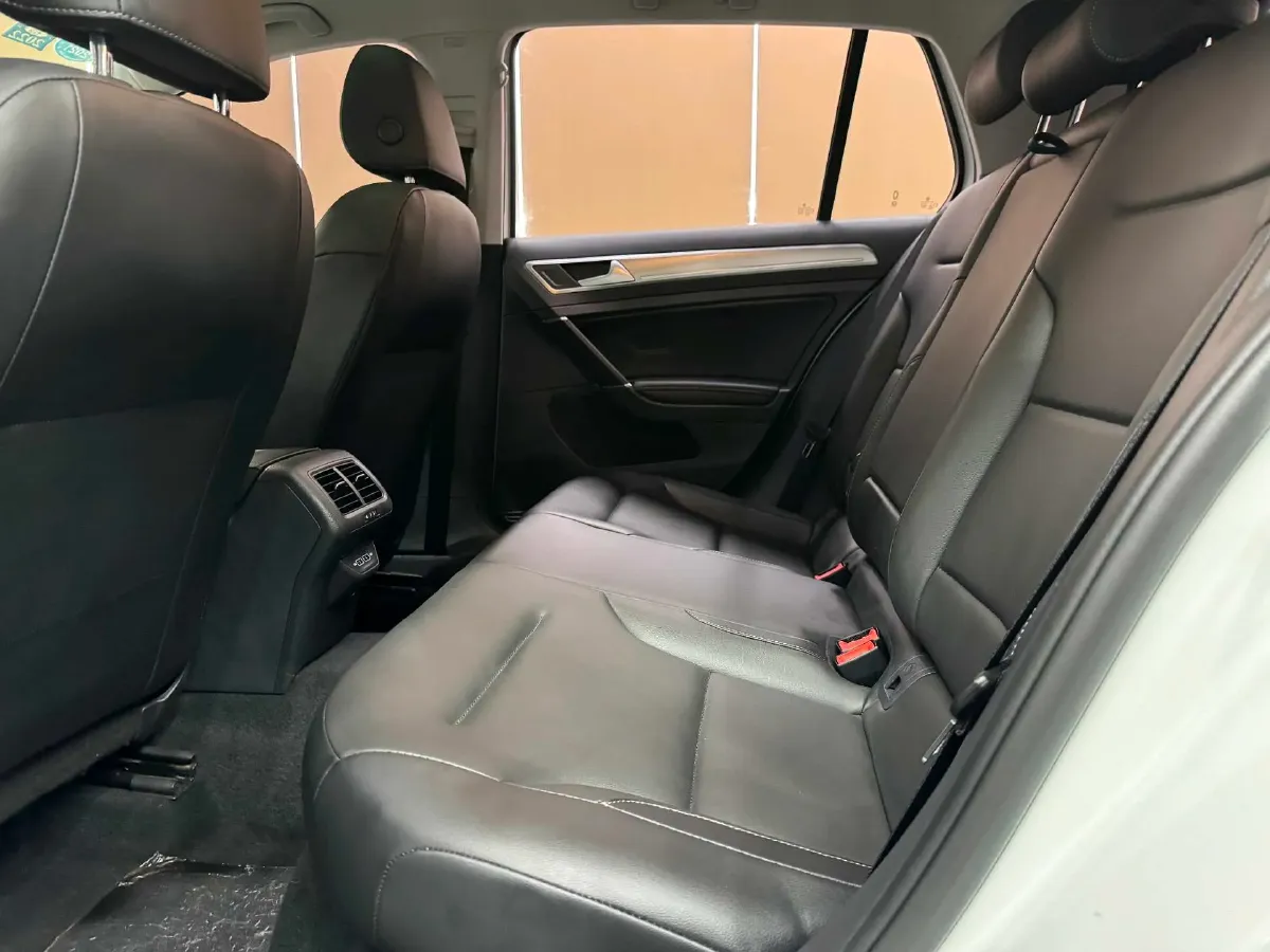 2020 Volkswagen Golf 1.4T 150HP L4 7DCT,autocango,china used car exporter,china ev exporter,chinese used car exporter,chinese used ev exporter