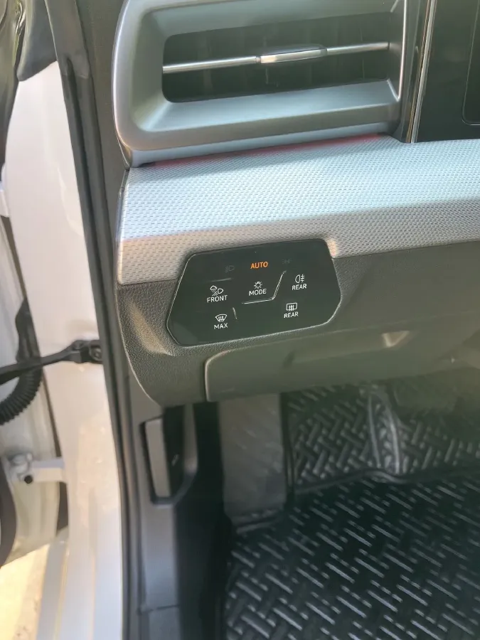 2022 Skoda Superb 2.0T 186HP L4 7DCT,autocango,china used car exporter,china ev exporter,chinese used car exporter,chinese used ev exporter