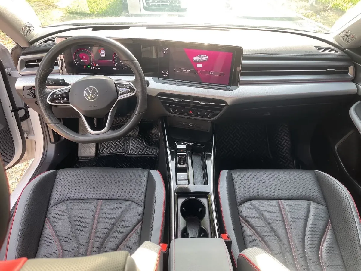 2022 Skoda Superb 2.0T 186HP L4 7DCT,autocango,china used car exporter,china ev exporter,chinese used car exporter,chinese used ev exporter