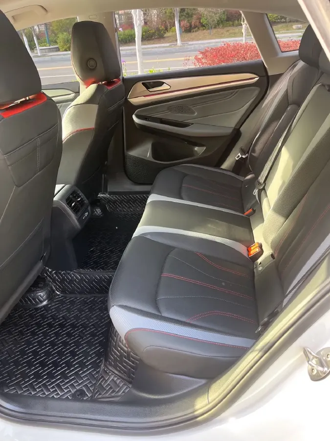 2022 Skoda Superb 2.0T 186HP L4 7DCT,autocango,china used car exporter,china ev exporter,chinese used car exporter,chinese used ev exporter