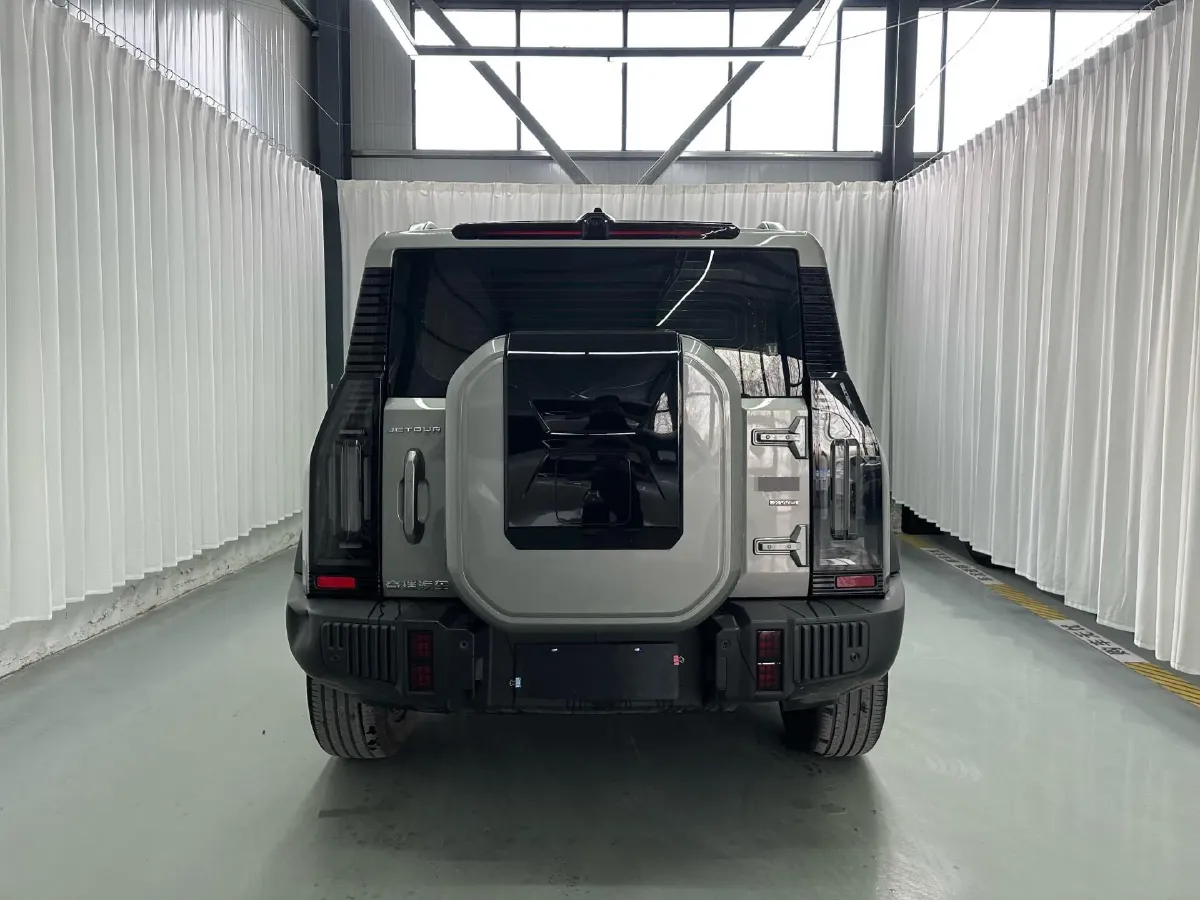 2023 Jetour Traveller 2.0T 254HP L4 7DCT,autocango,china used car exporter,china ev exporter,chinese used car exporter,chinese used ev exporter